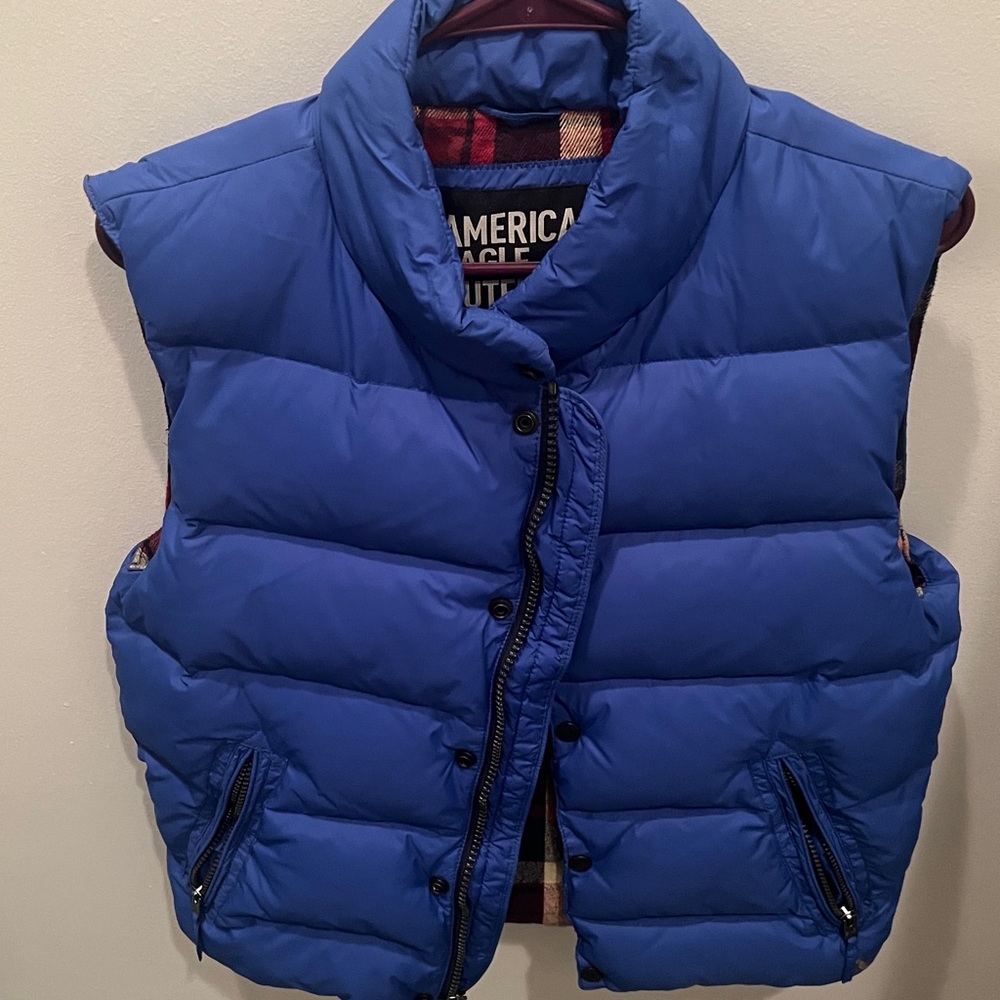 American Eagle Outfitters Blue Puffer Vest